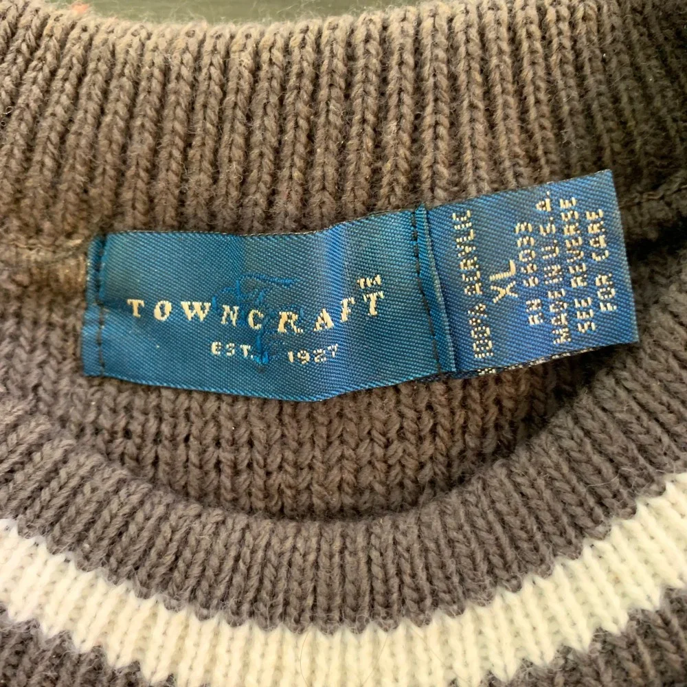 Vintage Towncraft Aztec Pattern Knit Sweater Mens XL USA RetroGray Blue Burgundy